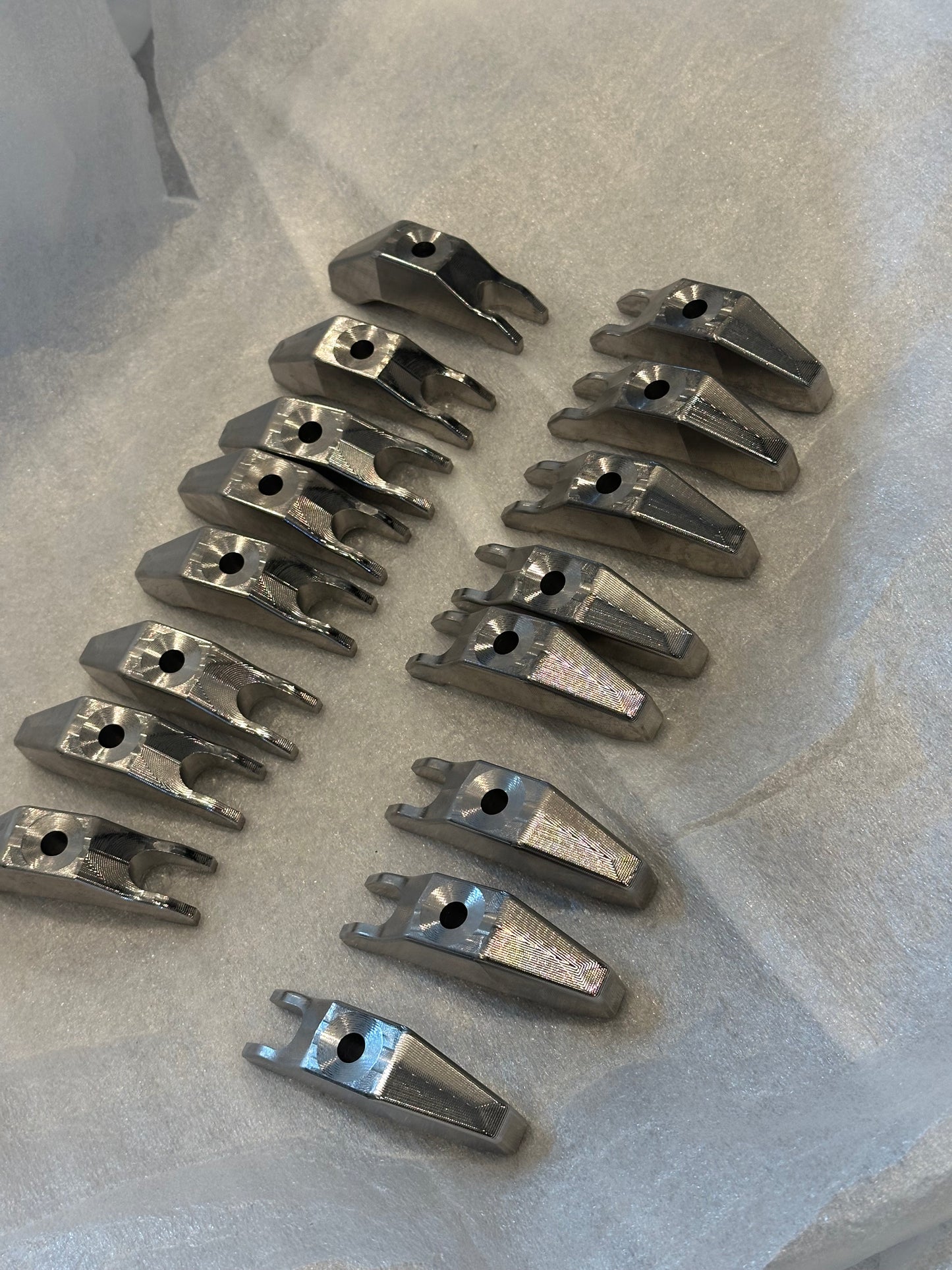 L5p Billet Injector Holddowns