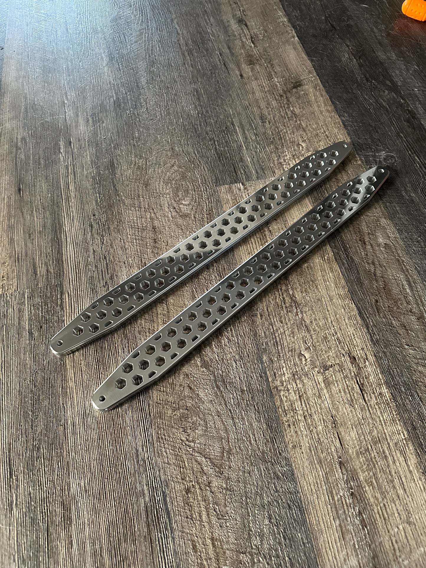 15-19 Chevy/Gmc 2500-3500 Billet fender support bars