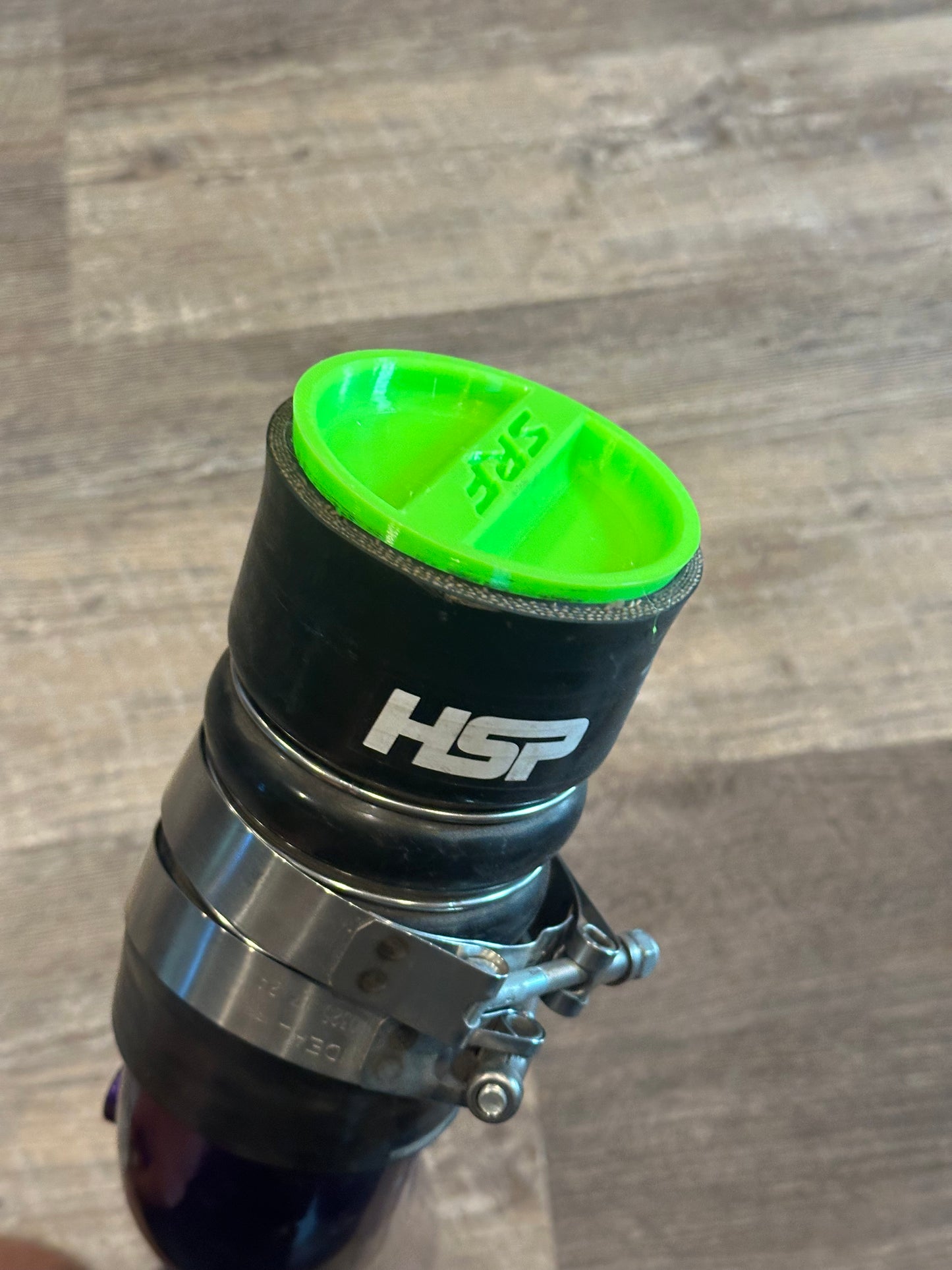 L5P/L5D cold side charge pipe plug
