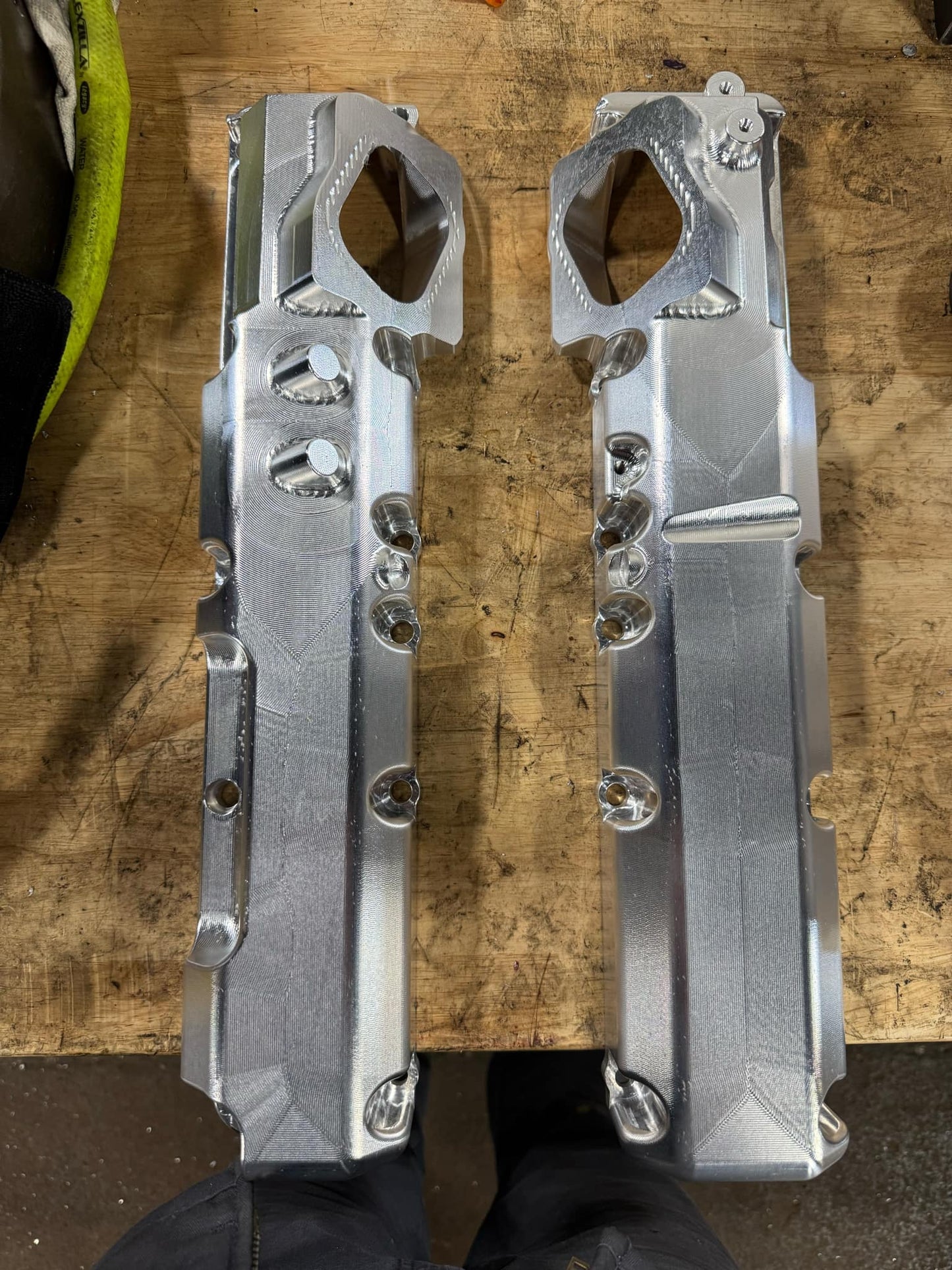 Billet L5P intake plenums with injectable spray bar!
