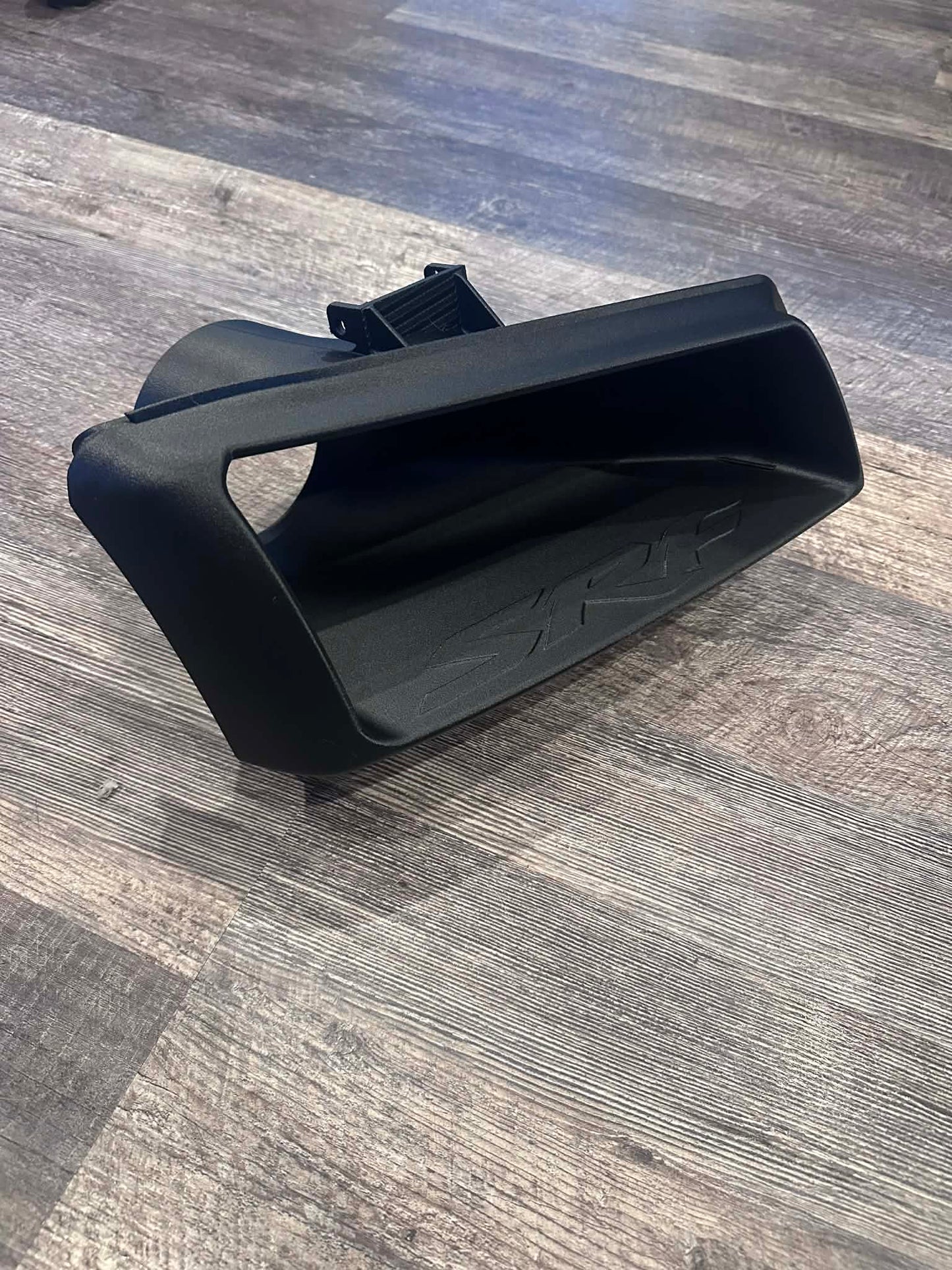 2003–2006 Chevy Silverado Cateye headlight turbo air inlet