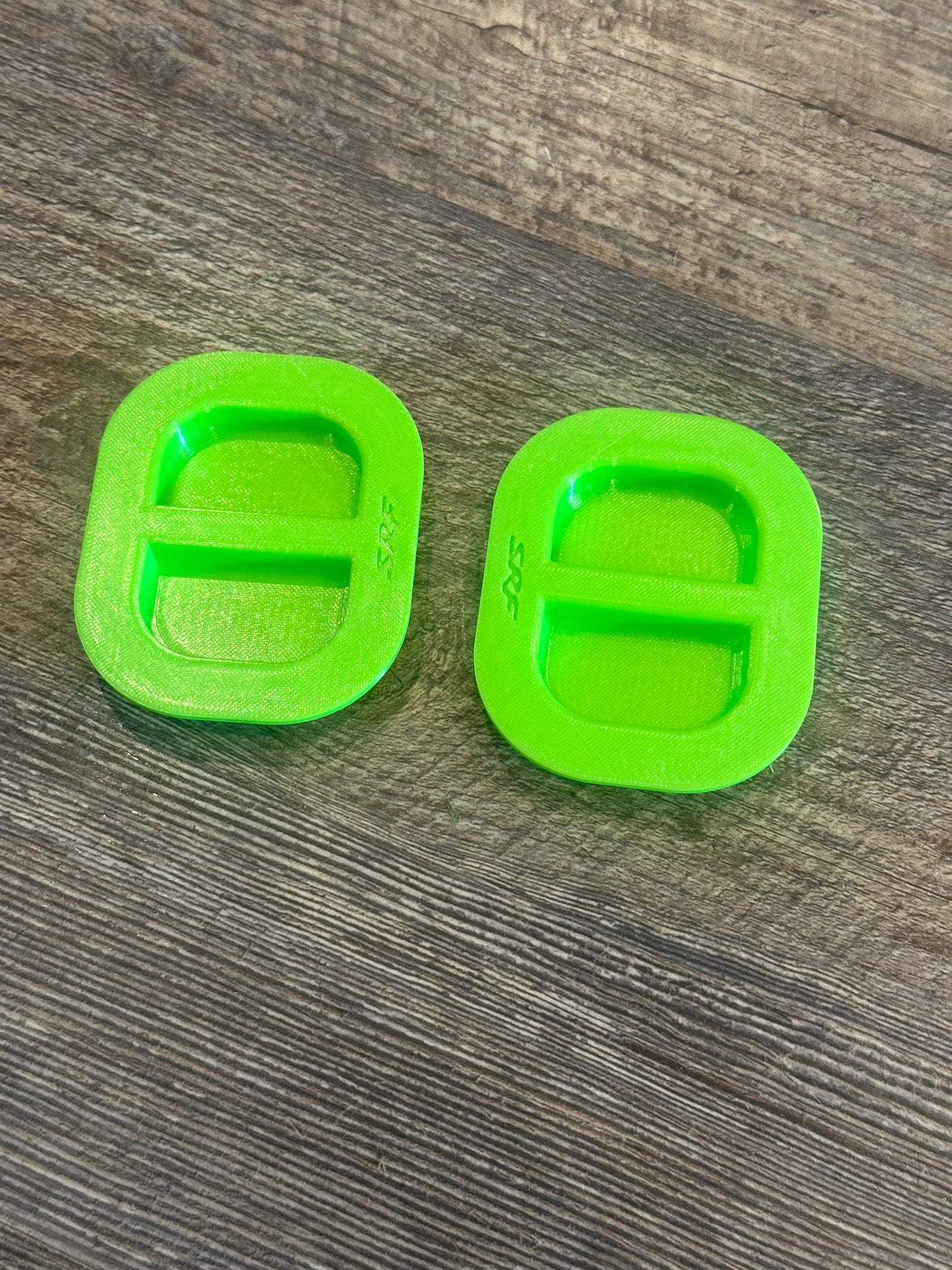 L5p and L5D plenum plugs/w cold side plug