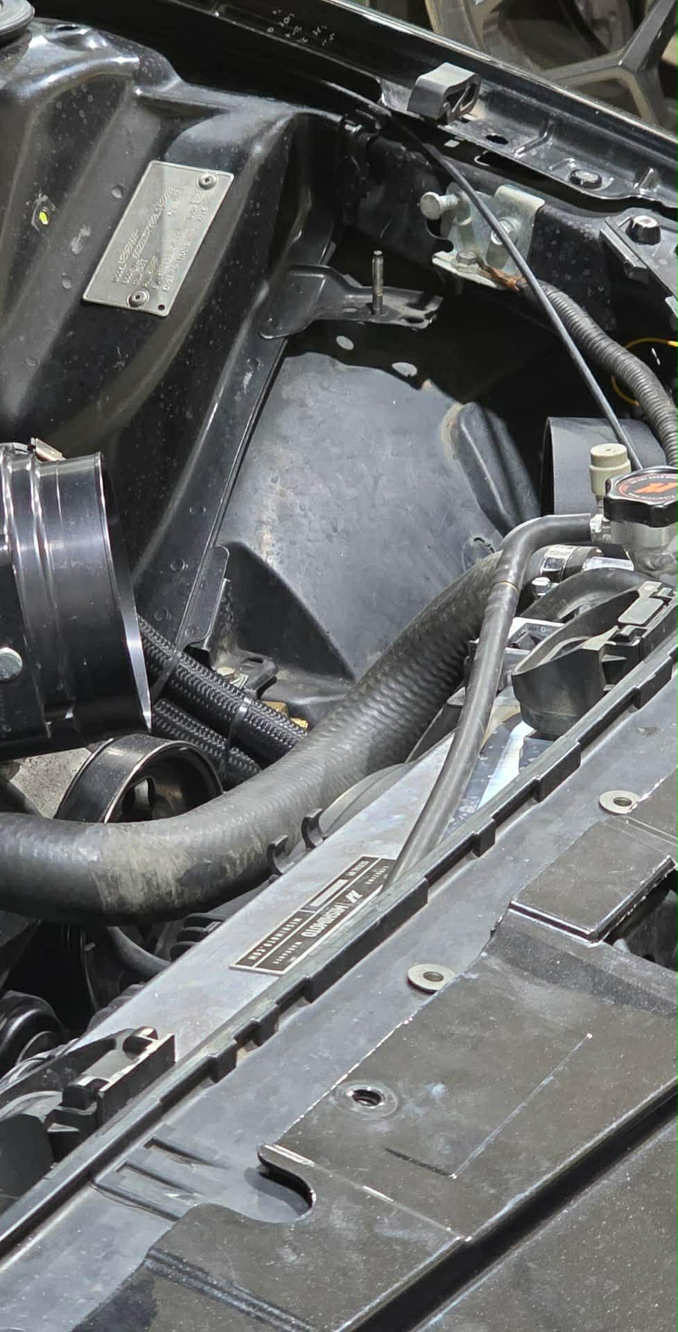 2008–2009 Pontiac G8 Turbo Headlight Air Inlet